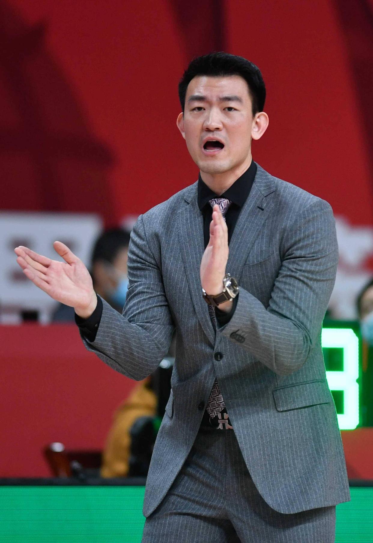 星空体育官网关于今夜突围战来临，广厦男篮围绕亚冠更衣室发声，质疑声仍在，纪律约束更严格的信息